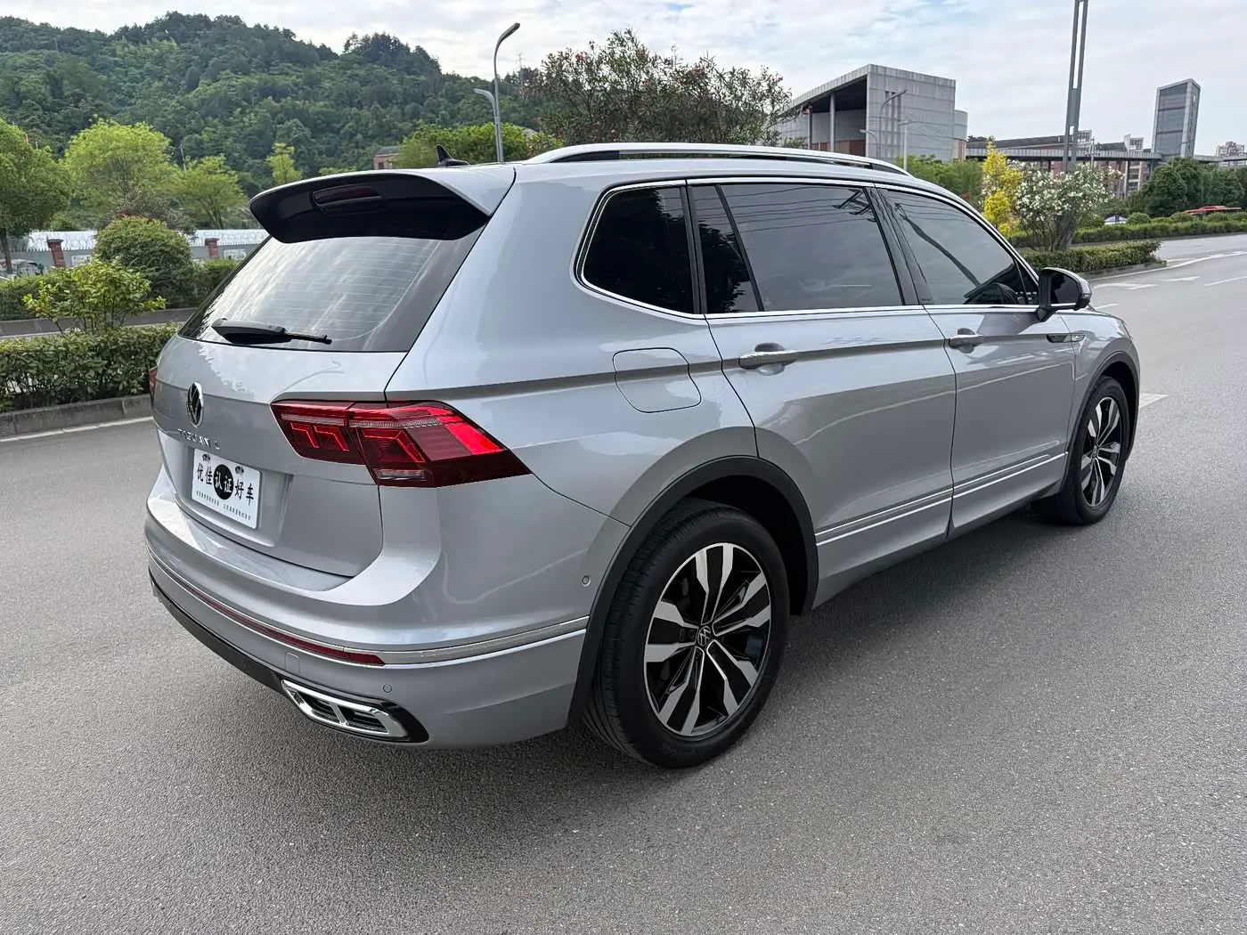 Volkswagen Tiguan L 2021 — Фото 12/12
