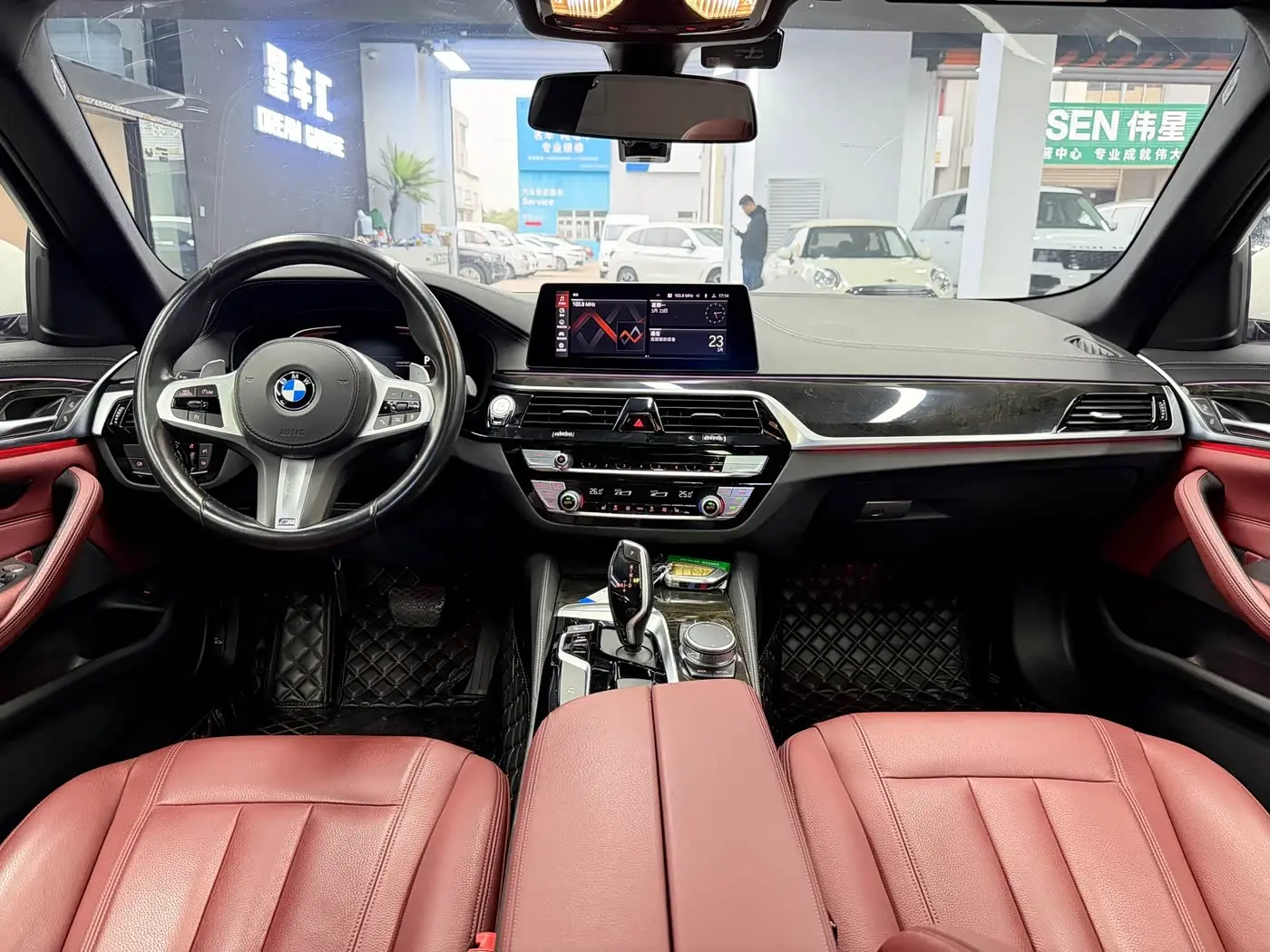 BMW 5 Series 2020 — Photo 6/20