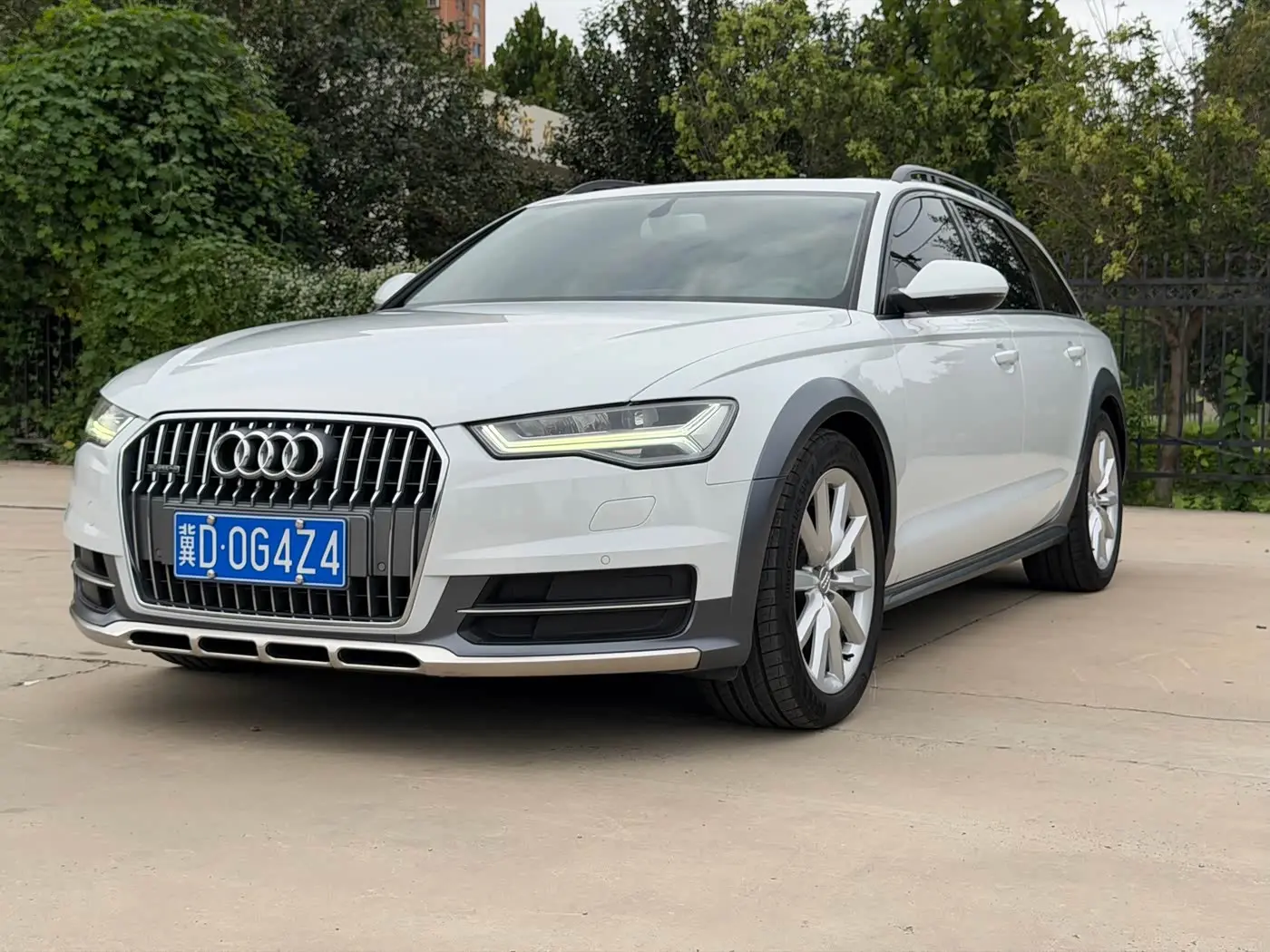 Audi A6 2017 — Photo 1/15