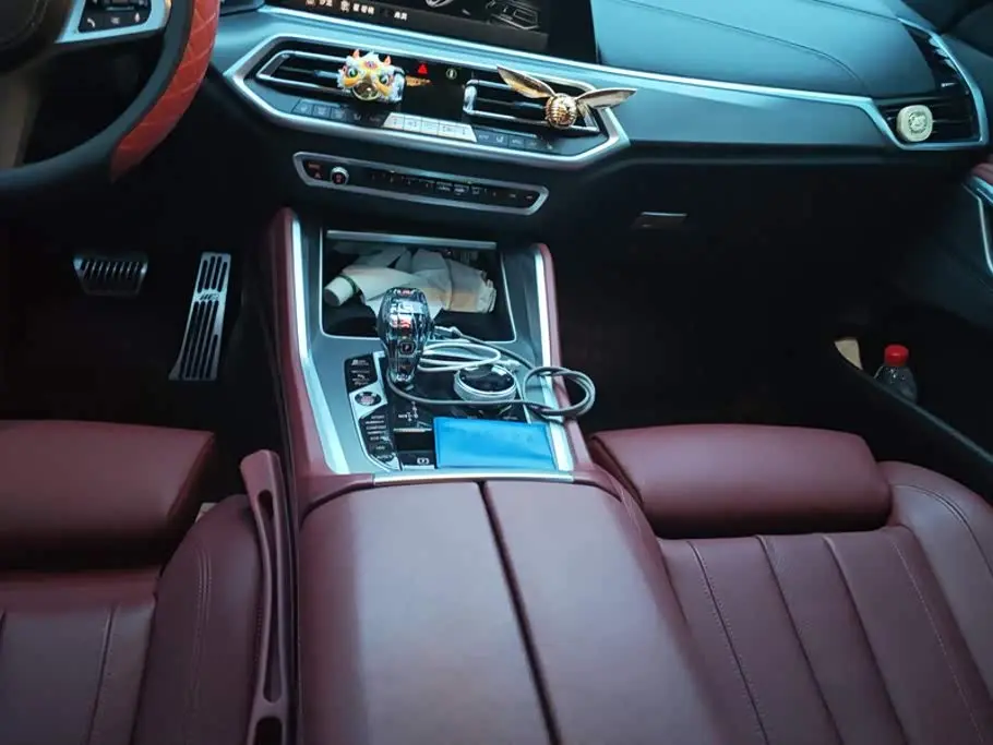 BMW X6 2023 — Photo 16/16