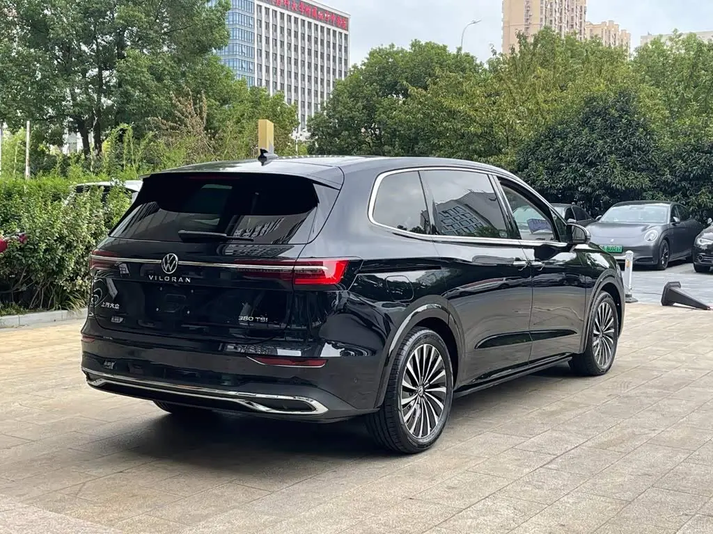 Volkswagen Viloran 2025 — Şəkil 7/18
