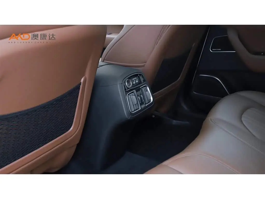 Maserati Levante 2023 — Photo 9/10