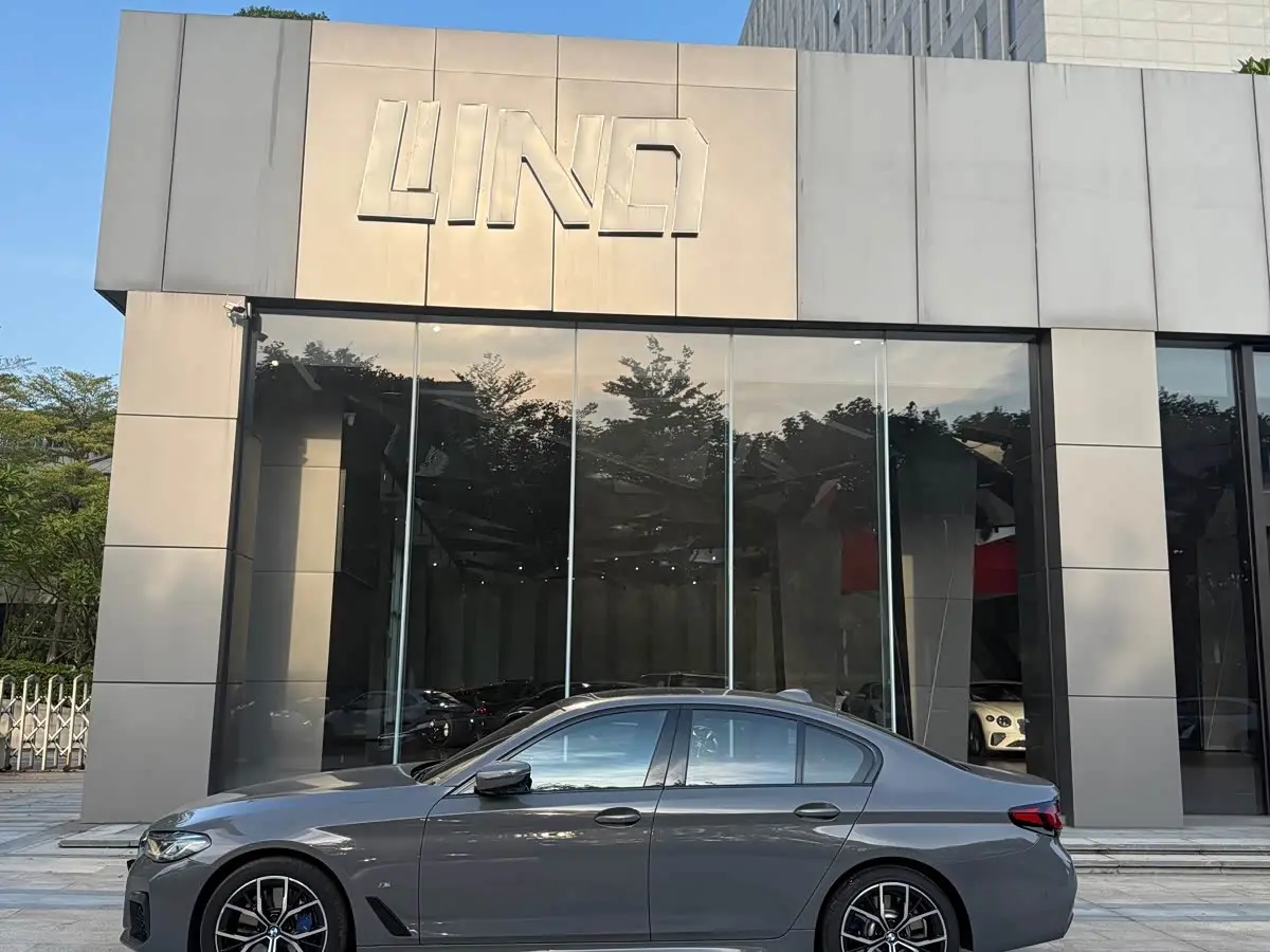 BMW 5 Series 2021 — Photo 4/15