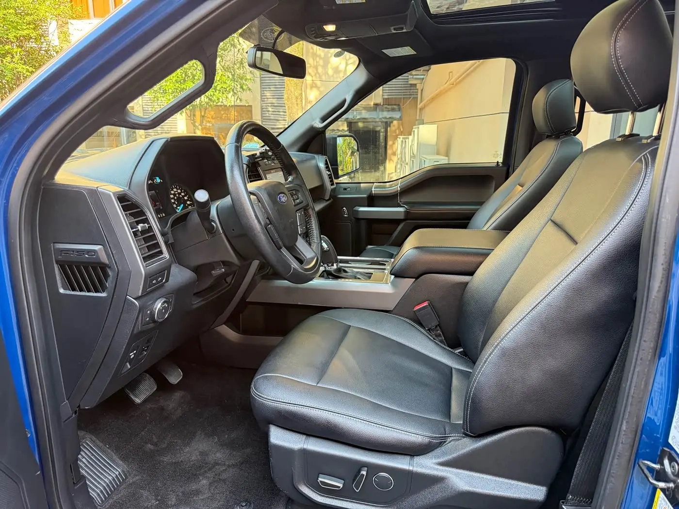 Ford F-150 Raptor 2019 — Фото 3/9