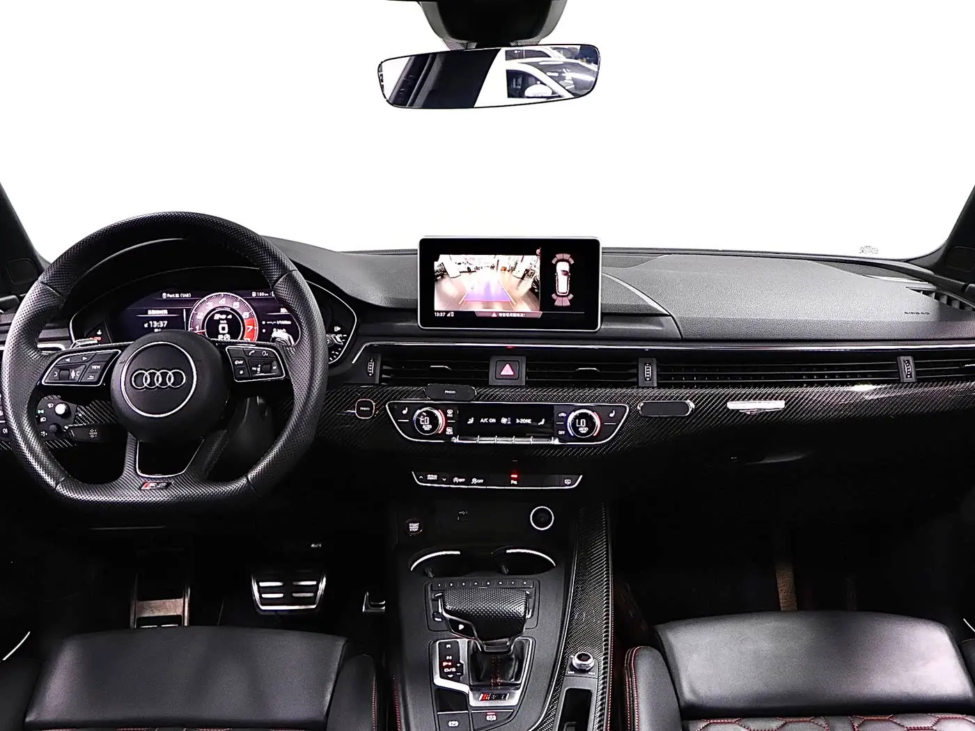 Audi RS 4 2019 — ფოტო 19/20