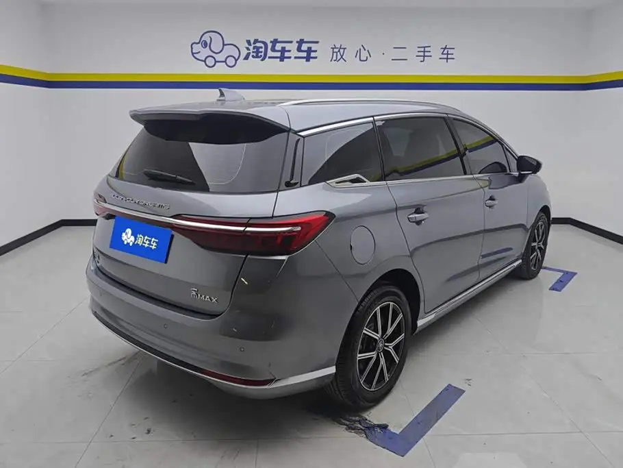 BYD Song MAX New Energy 2023 — Фото 3/16