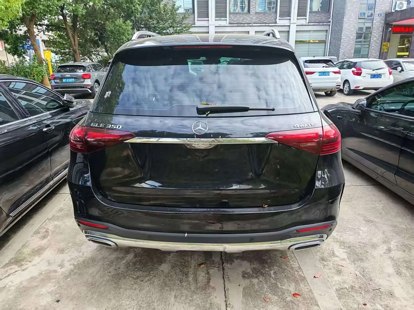 Mercedes-Benz GLE 2025 — Photo 8/9