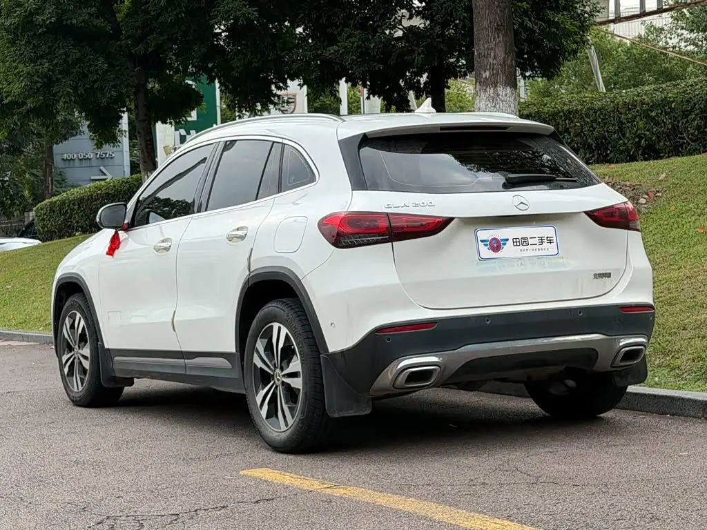 Mercedes-Benz GLA 2021 — Фото 4/14