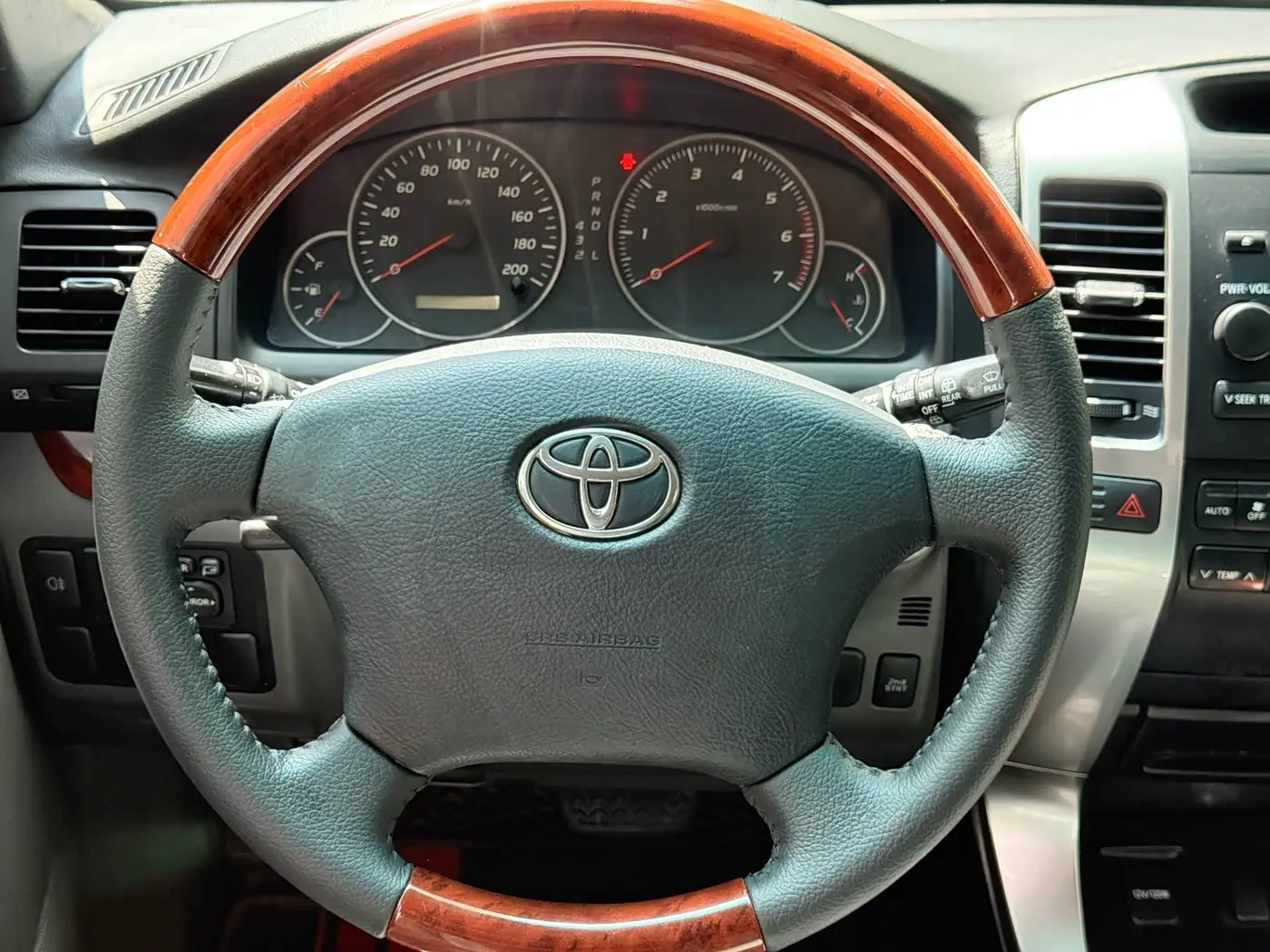 Toyota Prado 2006 — Şəkil 16/19
