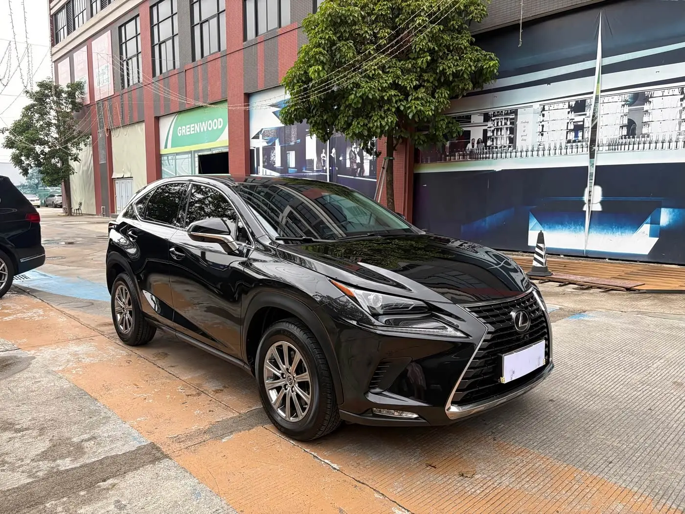 Lexus NX 2021 — Şəkil 3/20