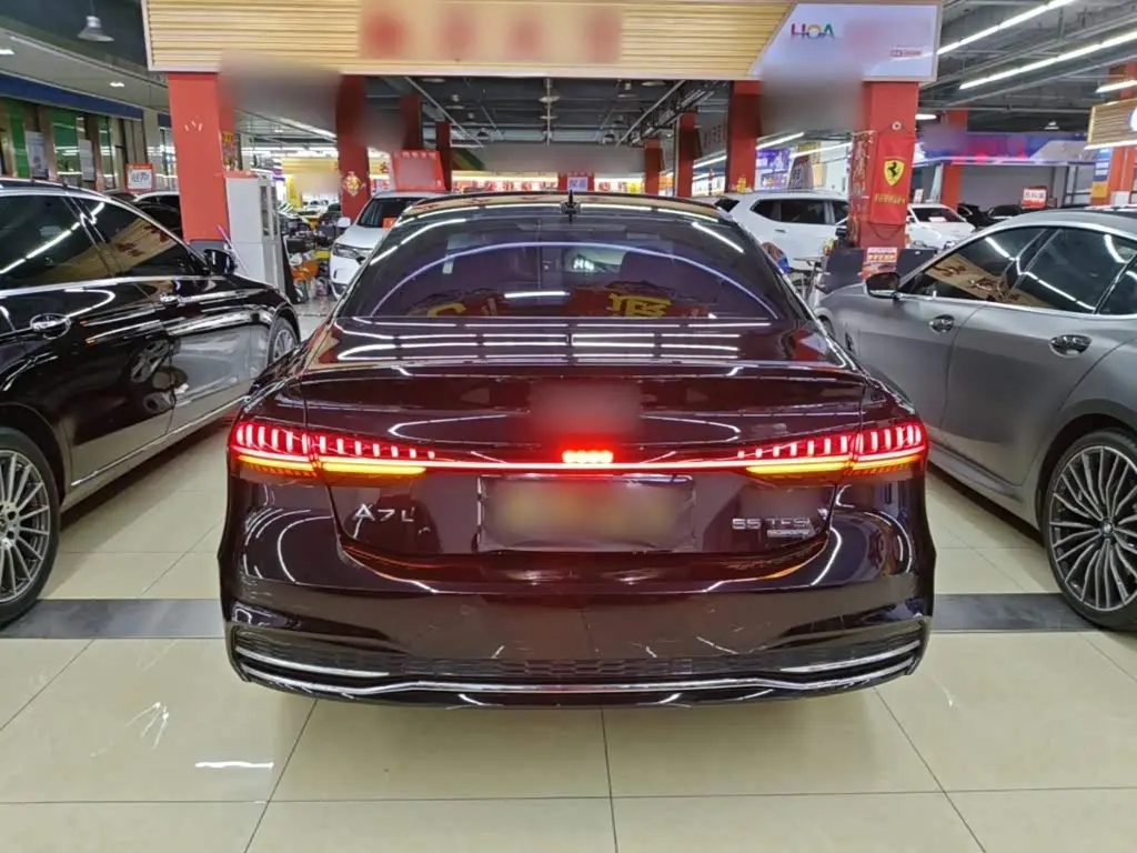 Audi A7L 2024 — Photo 6/20