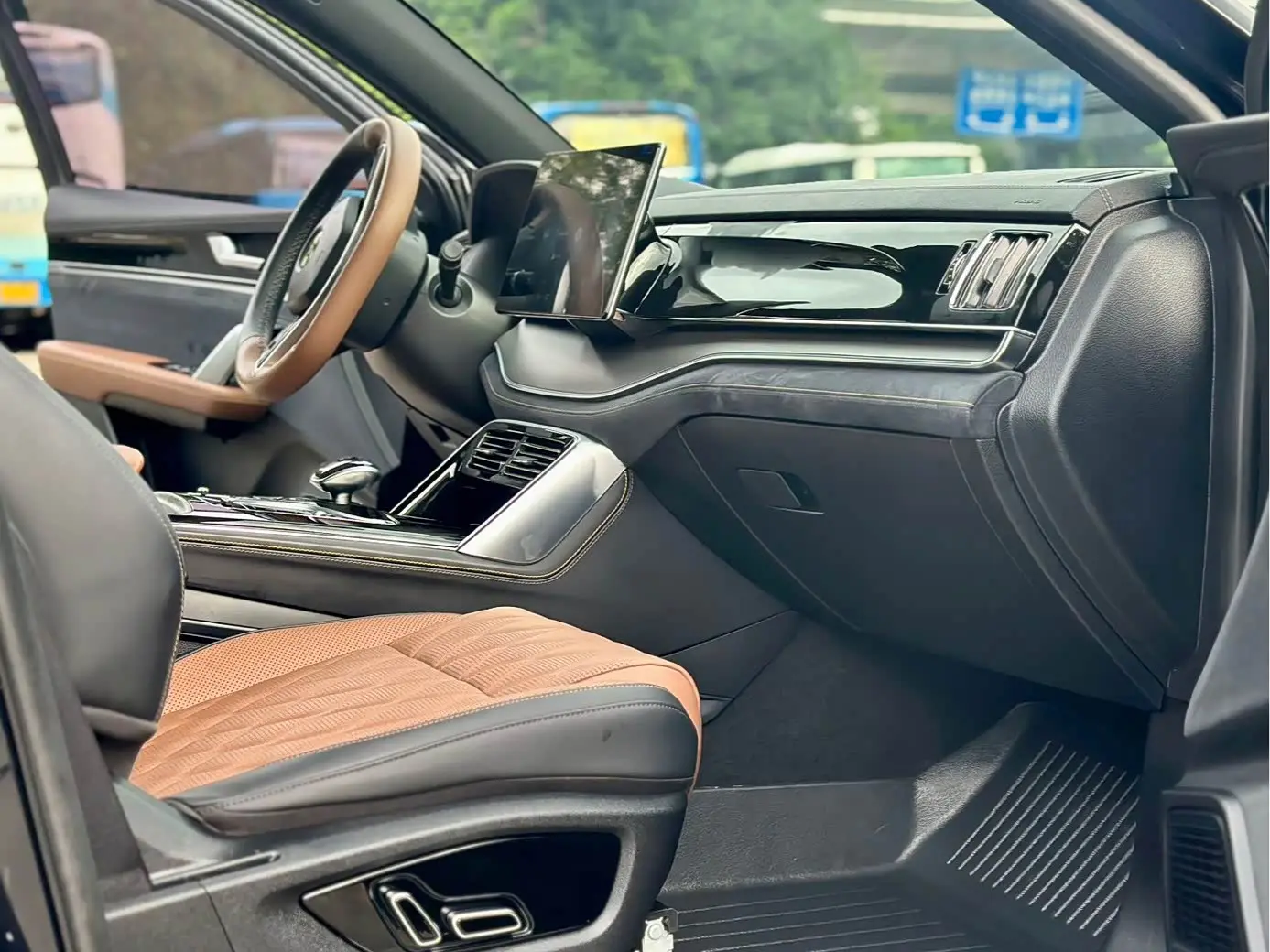 BYD Tang New Energy 2022 — Şəkil 15/19