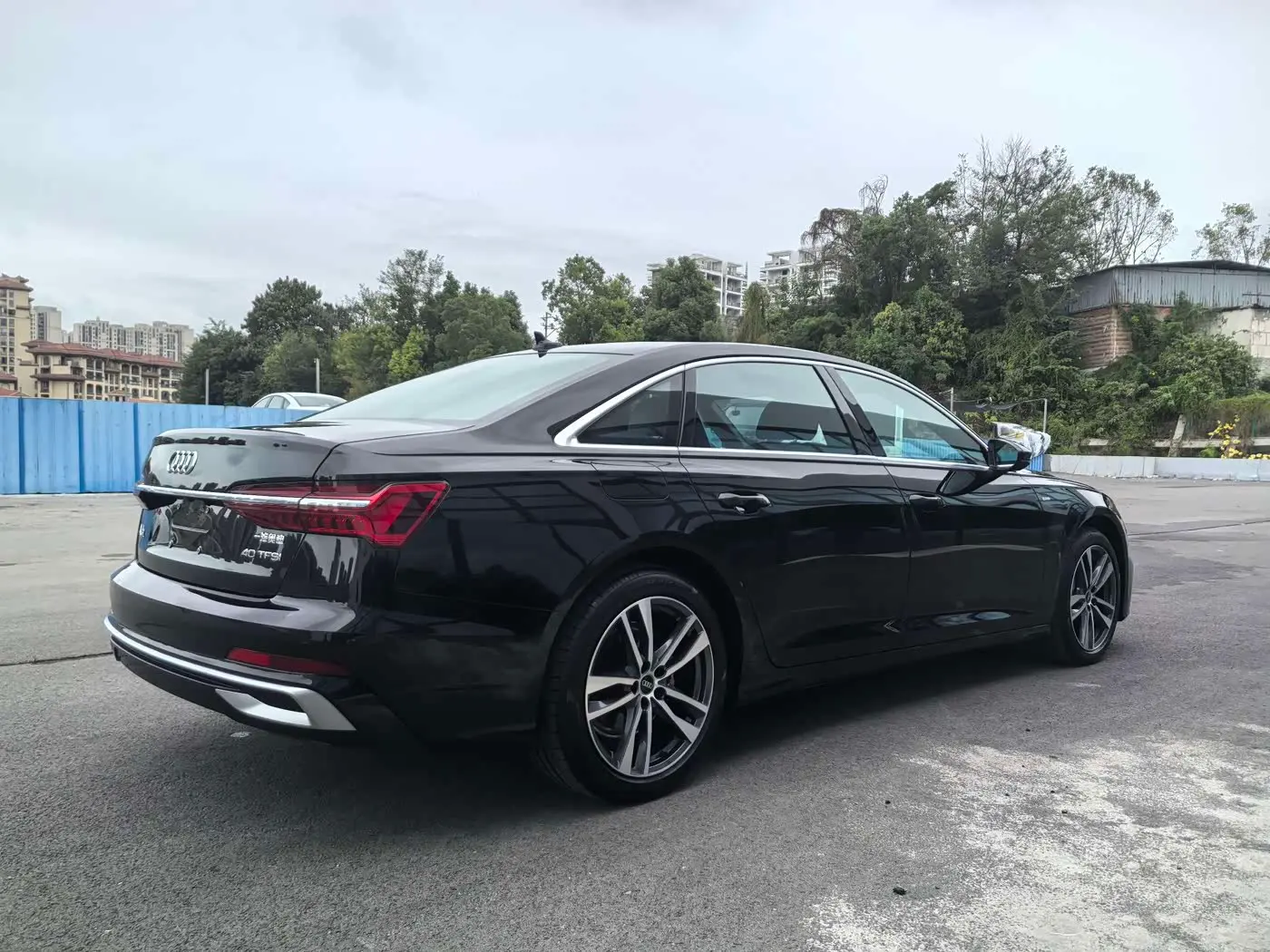 Audi A6L 2025 — Photo 12/14