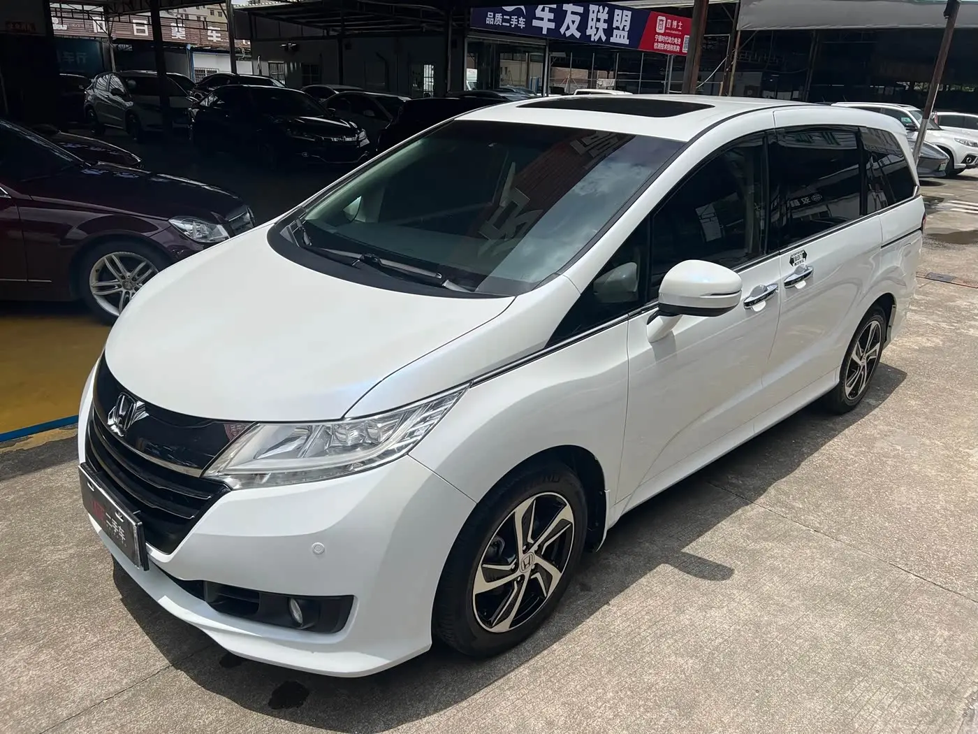 Honda Odyssey 2018 — Şəkil 1/9
