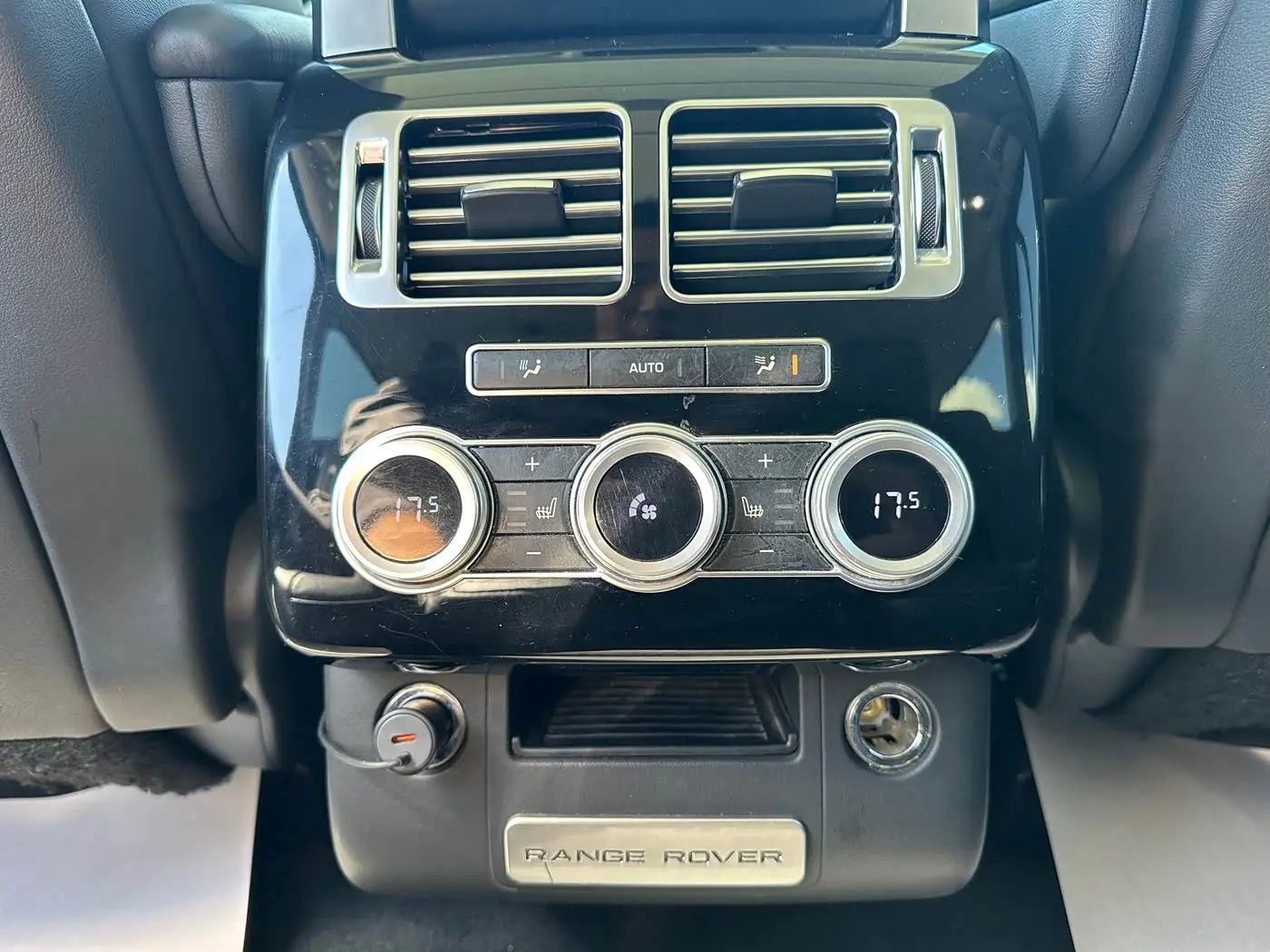 Land Rover Range Rover 2016 — Photo 14/15