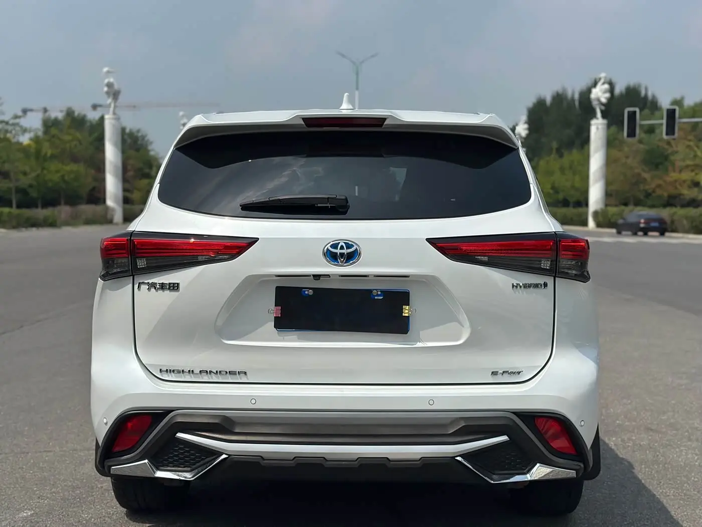 Toyota Highlander 2022 — Şəkil 4/14