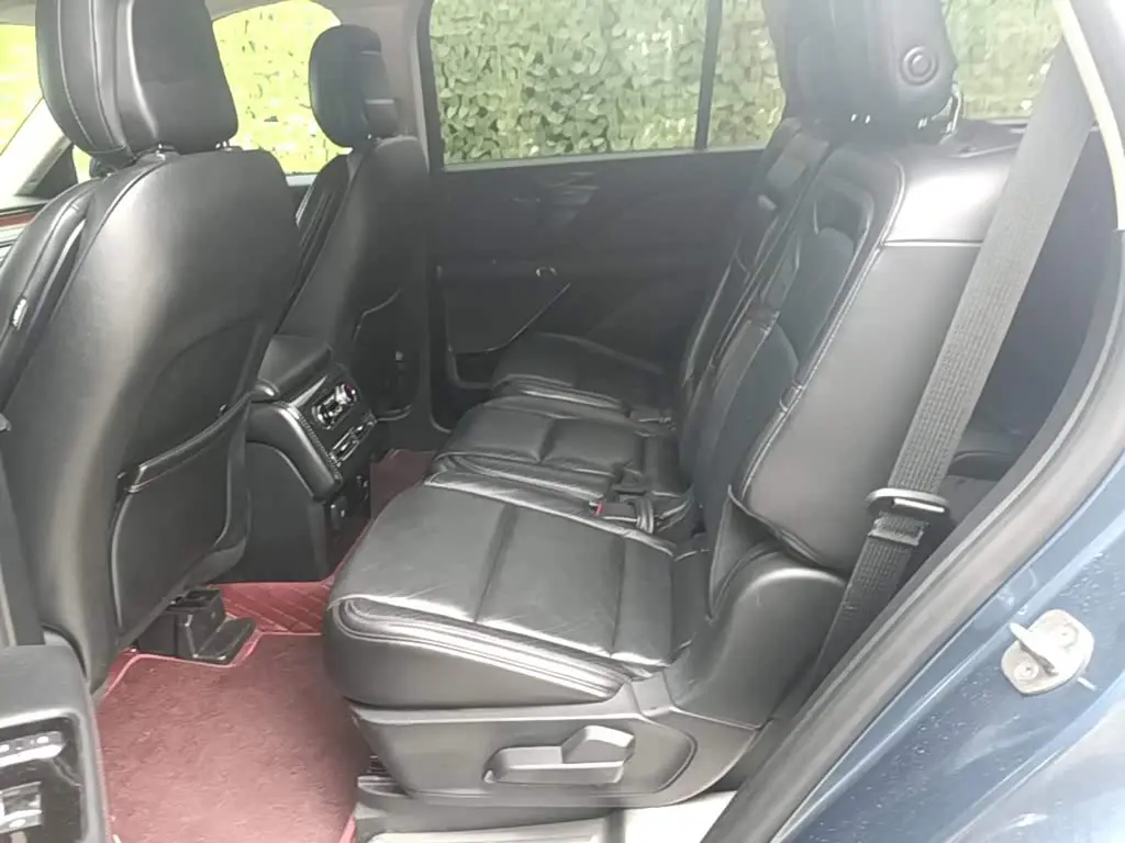 Lincoln Aviator 2020 — Photo 17/20