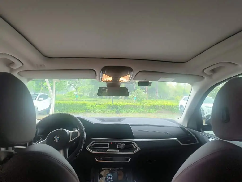 BMW X5 2020 — Photo 9/20