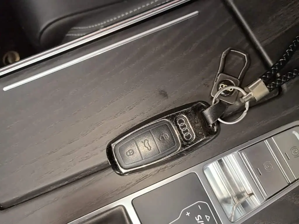 Audi A6L 2023 — Фото 9/20