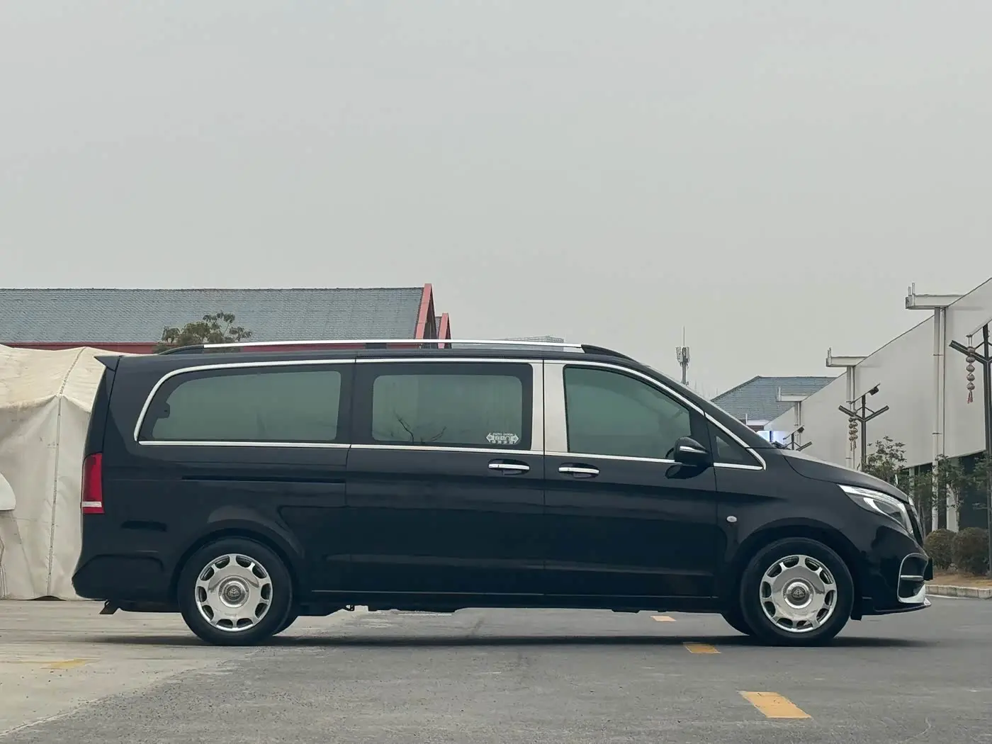Mercedes-Benz Vito 2021 — Photo 8/20
