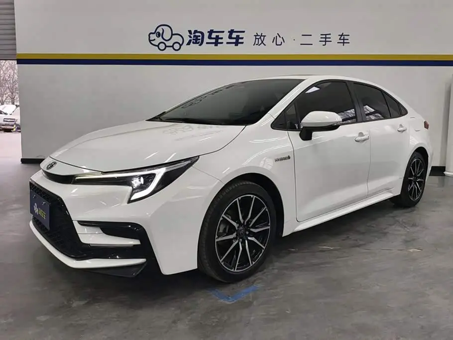Toyota Levin 2023 — Фото 1/16