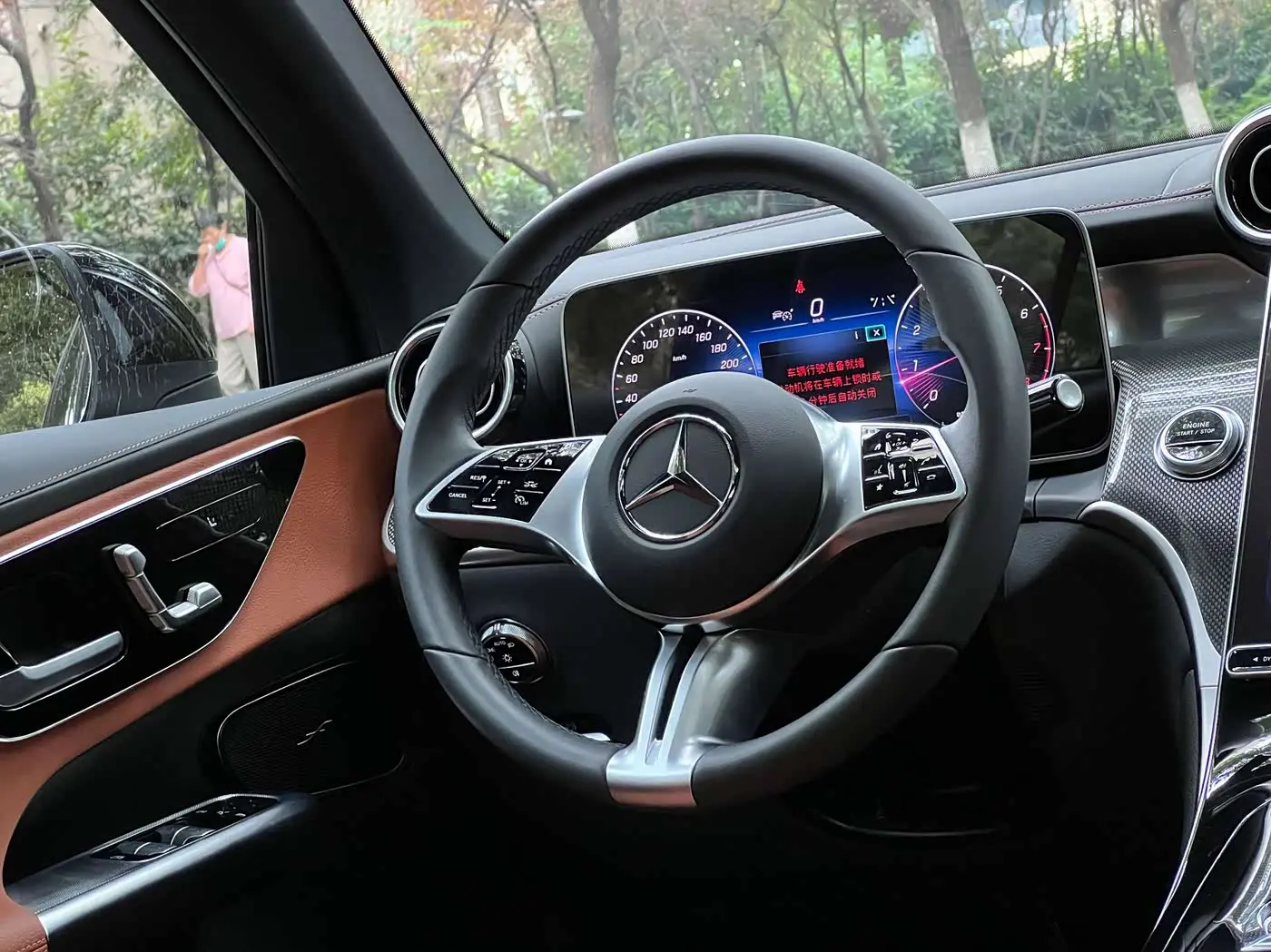 Mercedes-Benz GLC 2024 — Фото 10/20