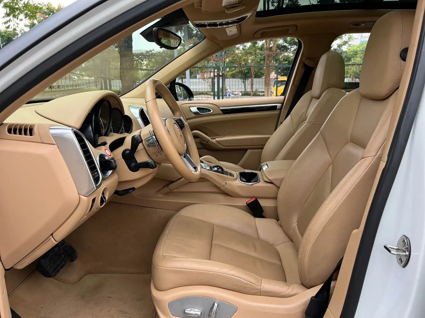 Porsche Cayenne 2015 — Şəkil 10/20