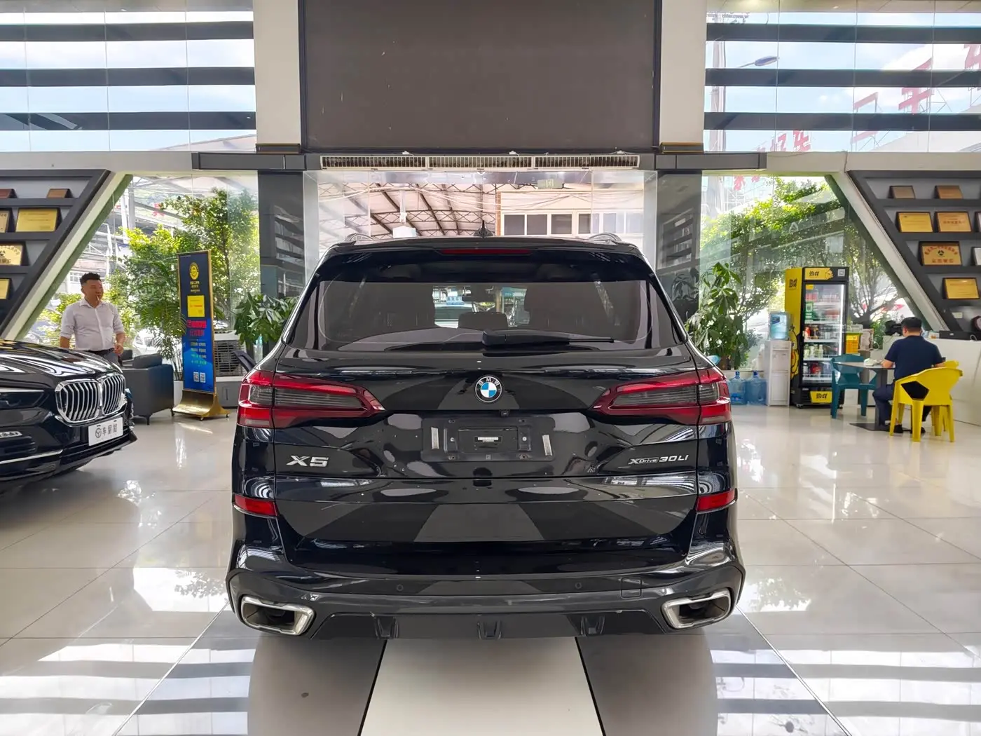 BMW X5 2023 — Фото 5/16