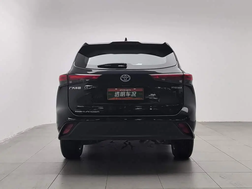 Toyota Highlander 2022 — Şəkil 4/20