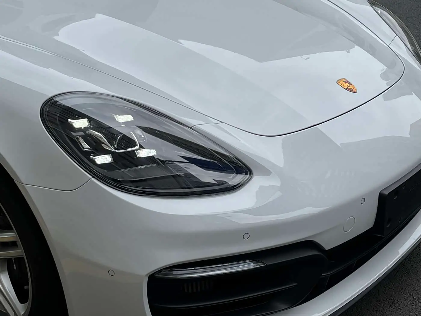 Porsche Panamera 2023 — Photo 8/20