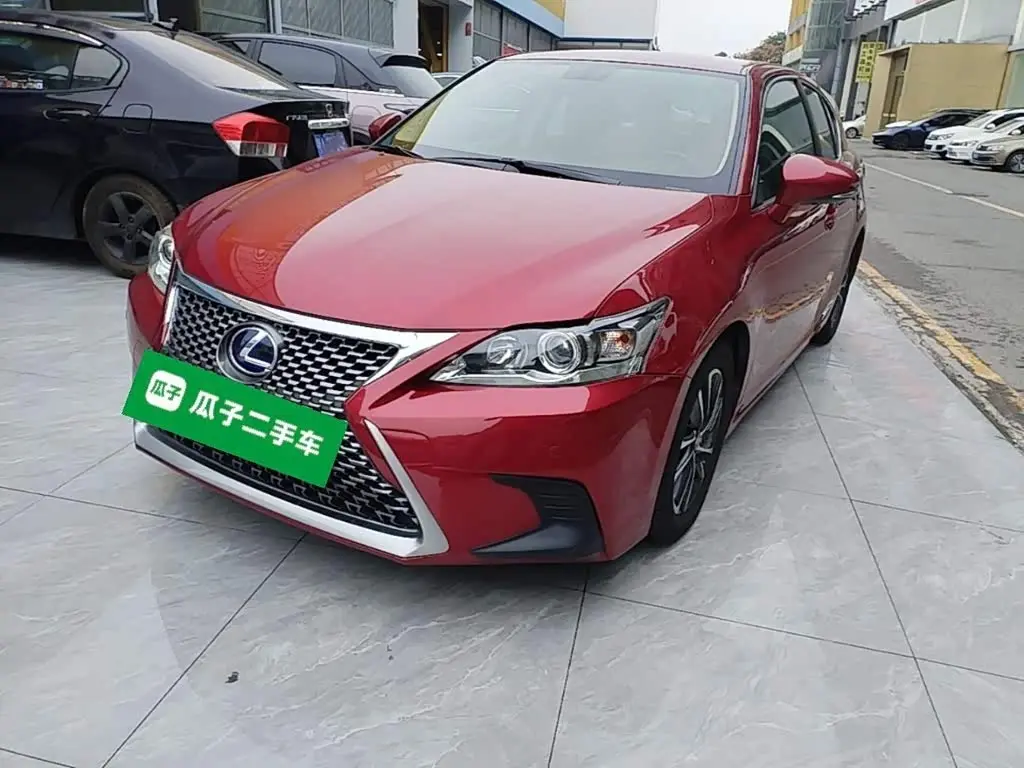 Lexus CT 2018 — Şəkil 2/20