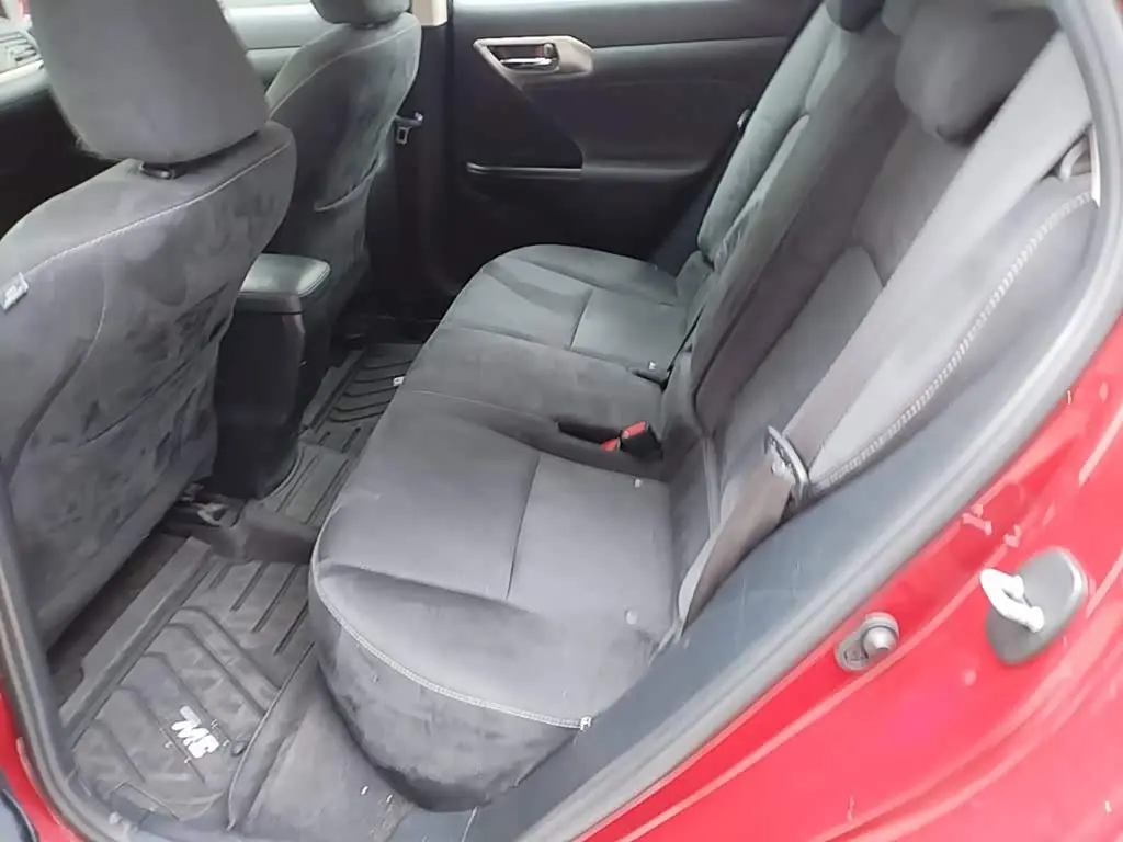 Lexus CT 2018 — Şəkil 17/20