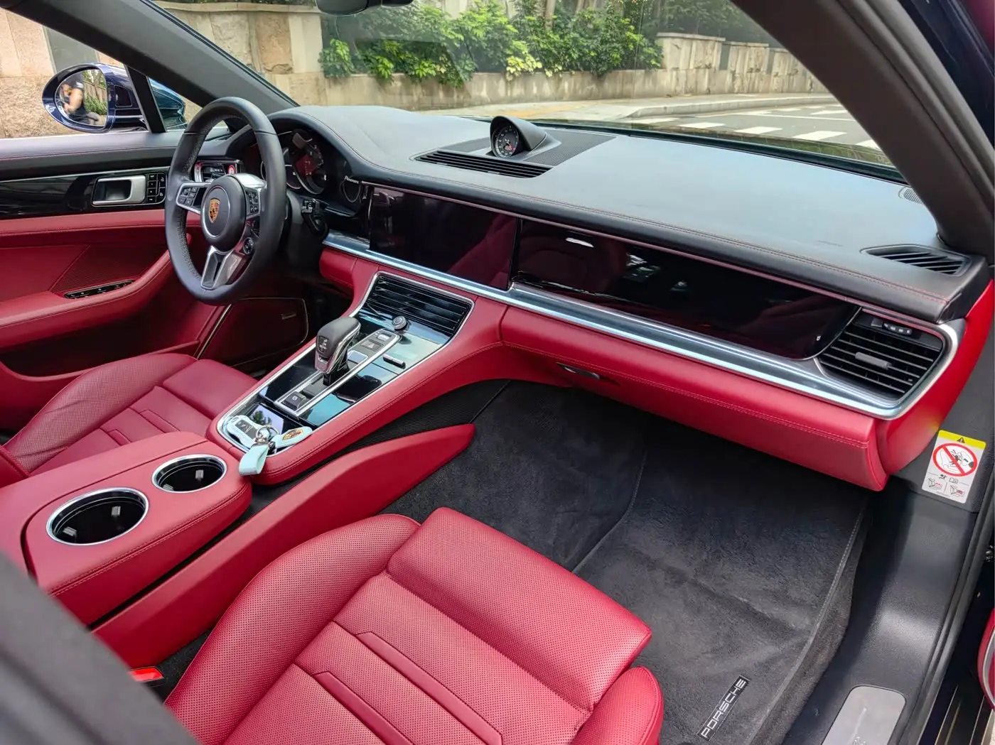Porsche Panamera 2019 — Photo 11/20