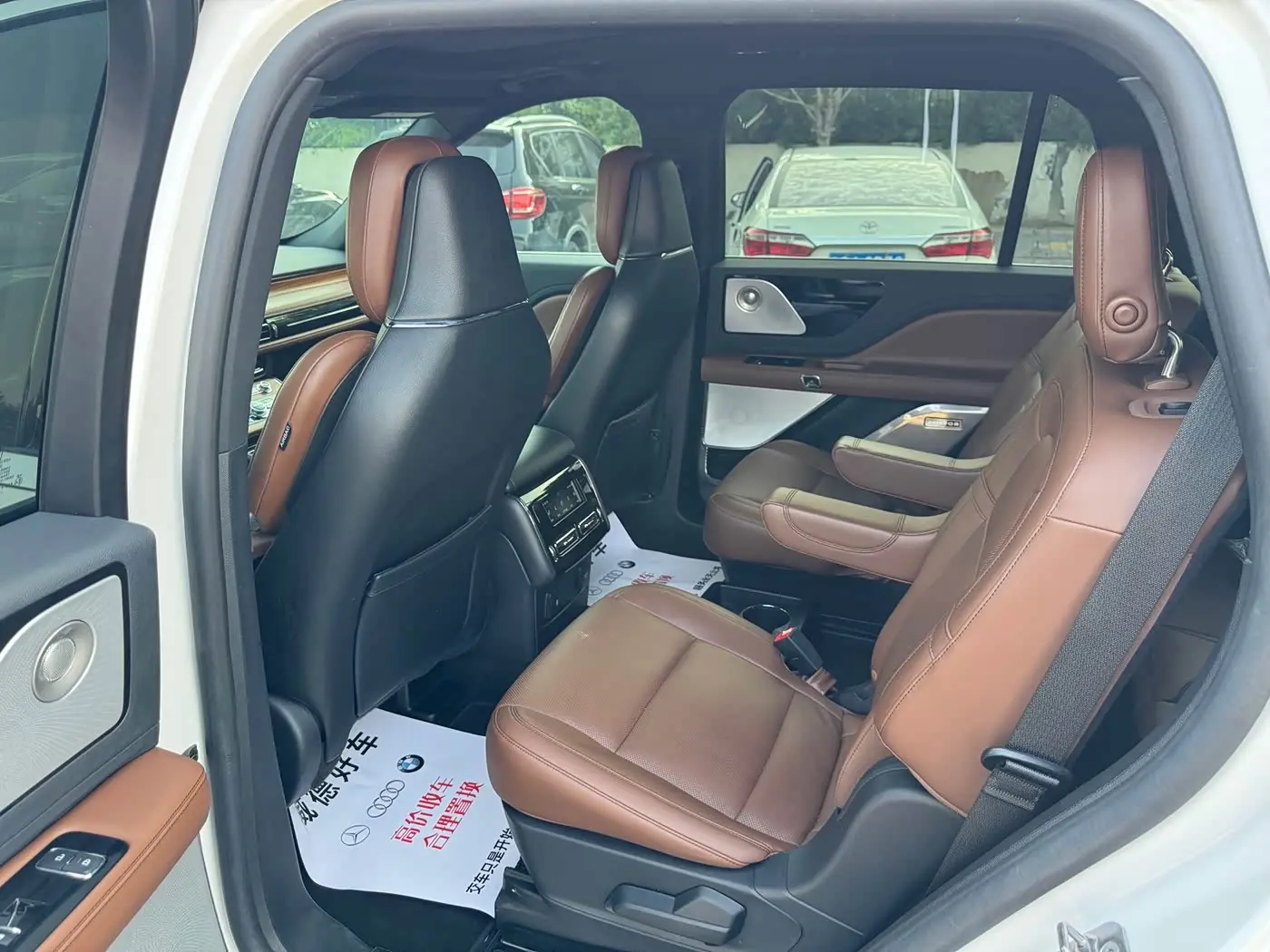Lincoln Aviator 2020 — Photo 12/19