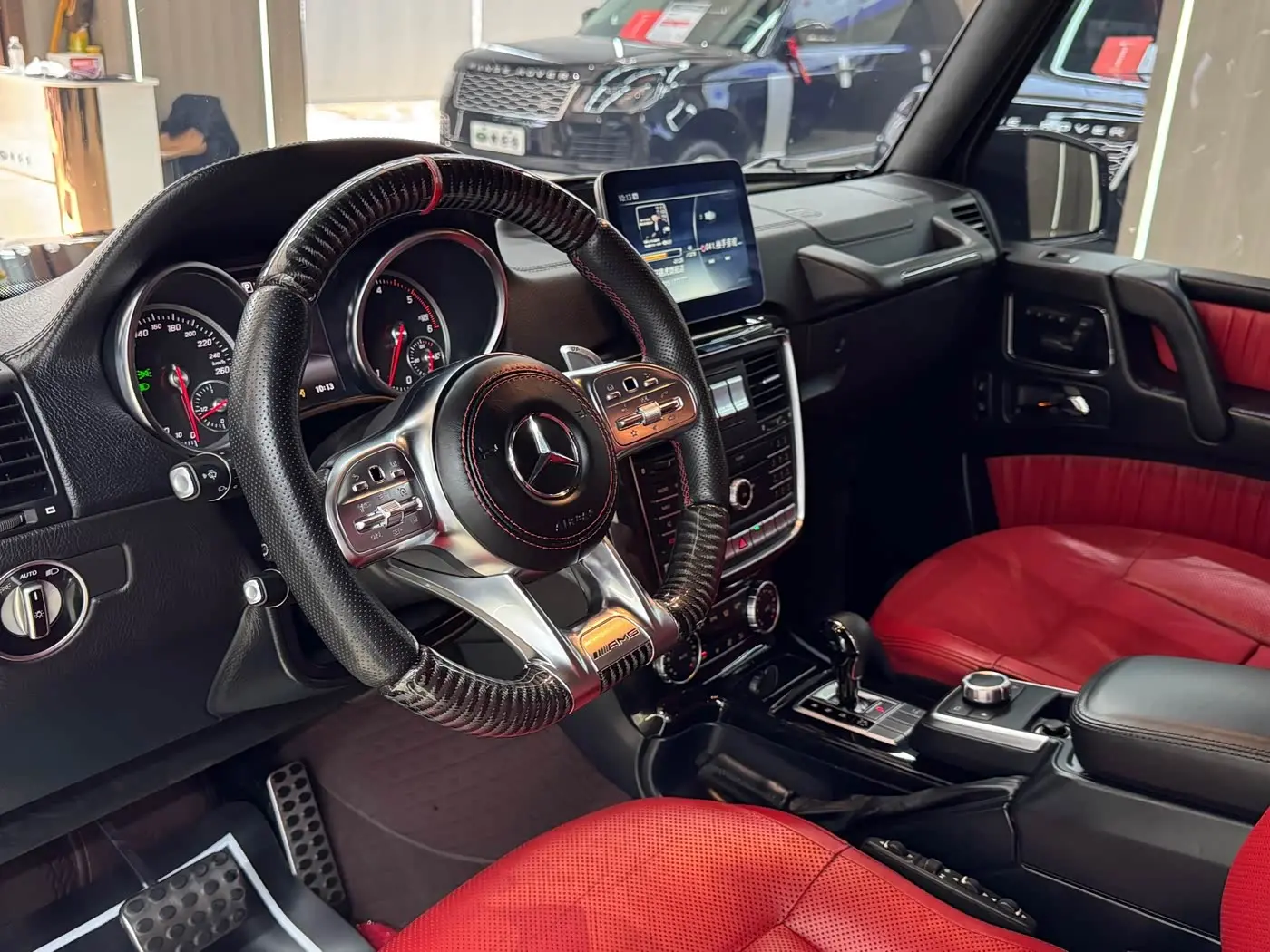 Mercedes-Benz G-Class 2018 — Photo 20/20