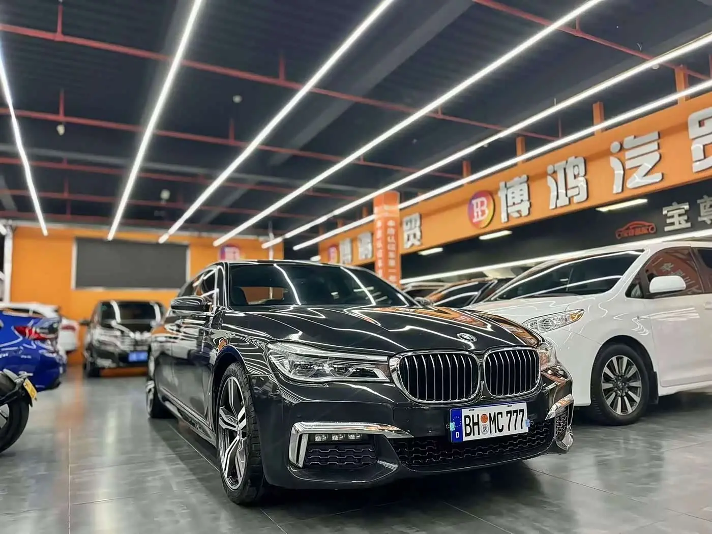 BMW 7 Series 2018 — Фото 3/15