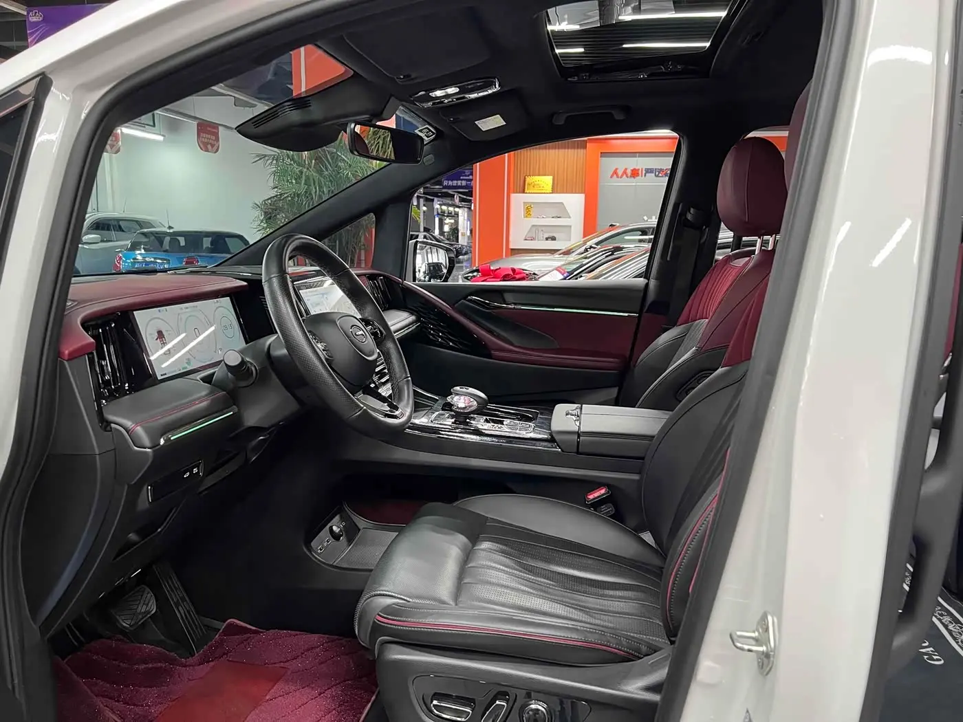 GAC Trumpchi Trumpchi M8 2023 — Фото 4/12