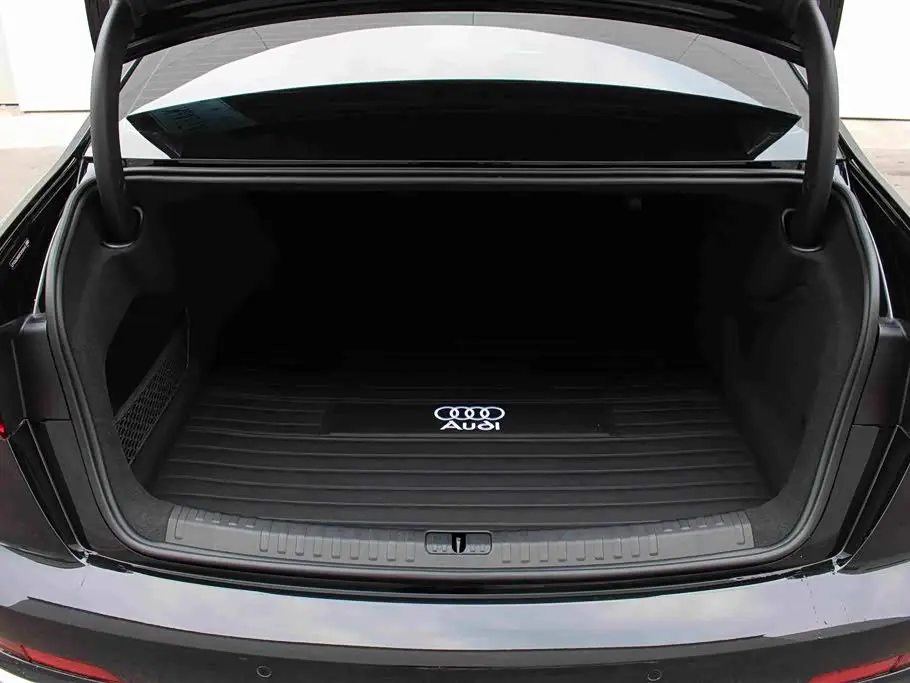 Audi A6L 2025 — Photo 17/17