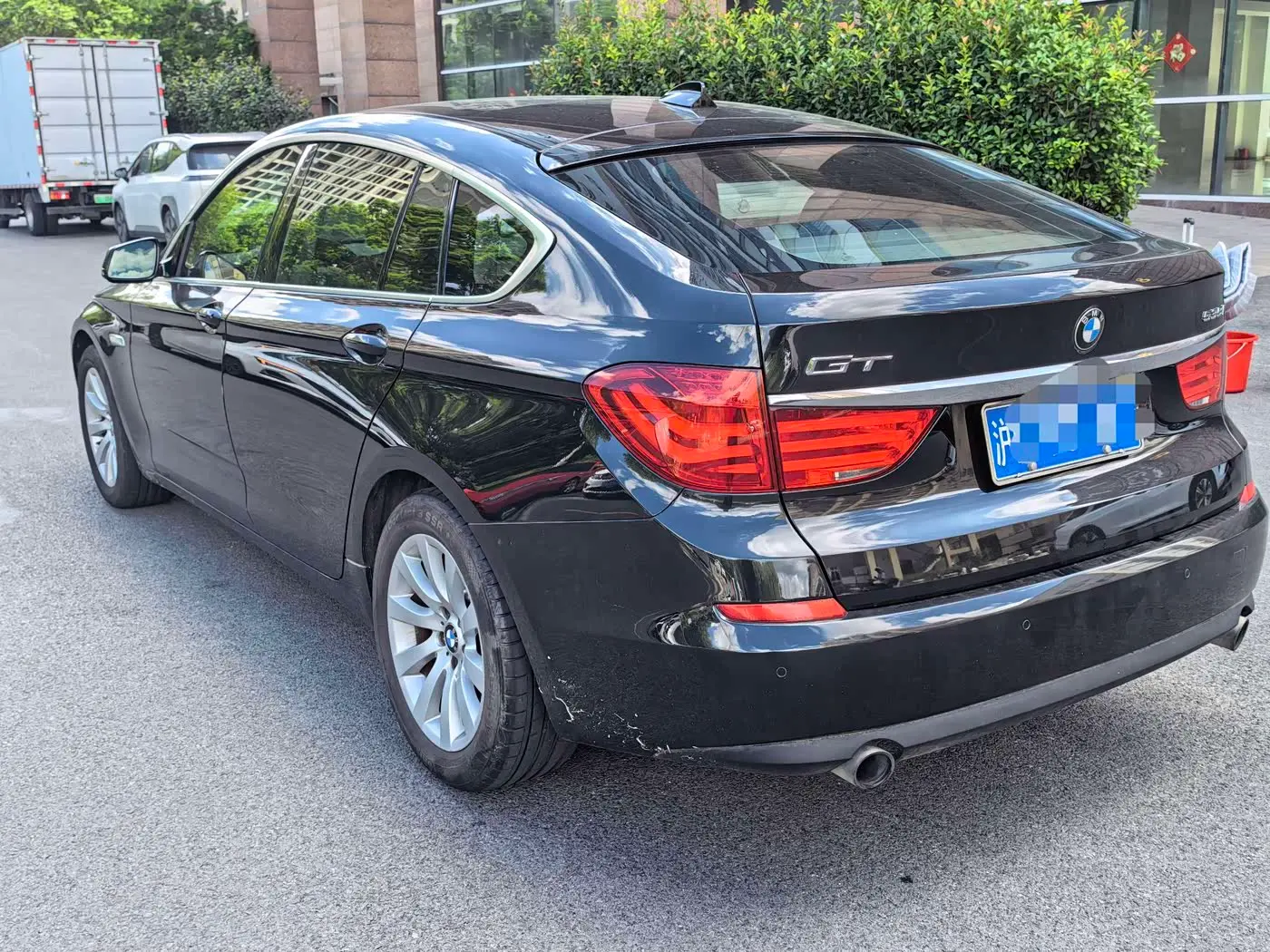 BMW 5 Series GT 2012 — Photo 8/9