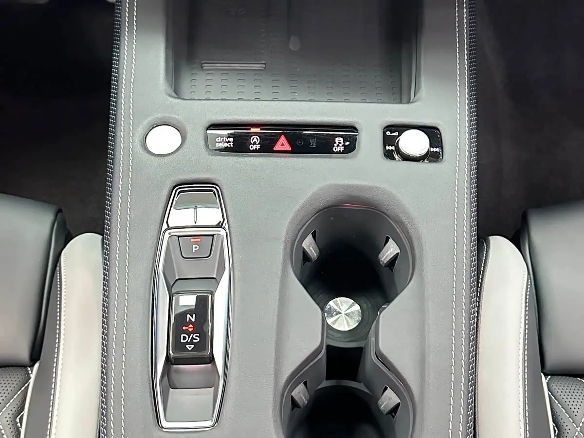 Audi A5L 2026 — Photo 16/20