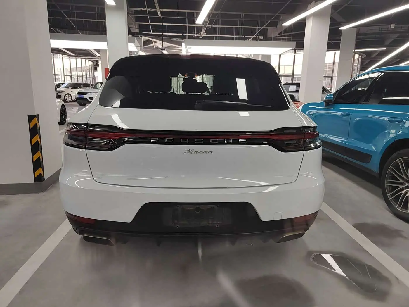 Porsche Macan 2020 — Photo 14/15
