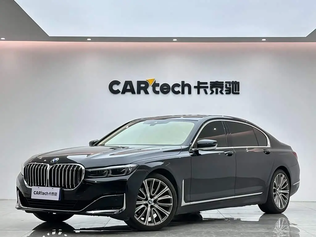 BMW 7 Series 2021 — Фото 1/20