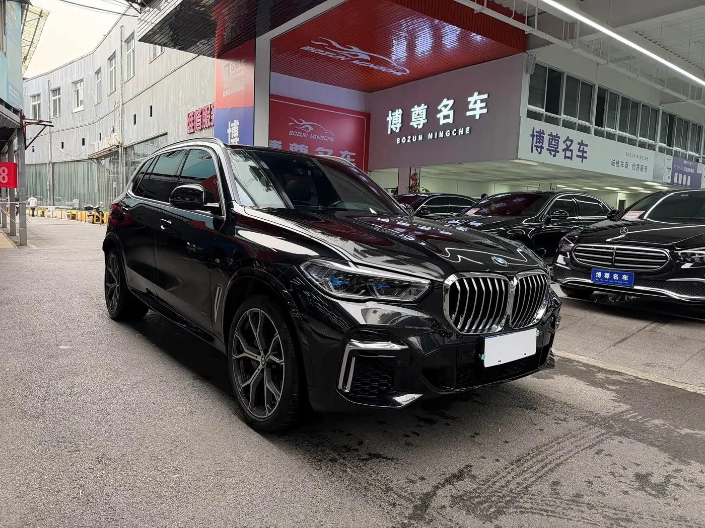 BMW X5 2023 — Фото 3/20