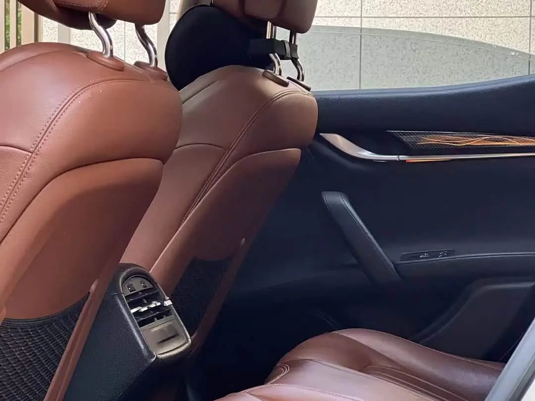 Maserati Ghibli 2016 — ფოტო 3/9