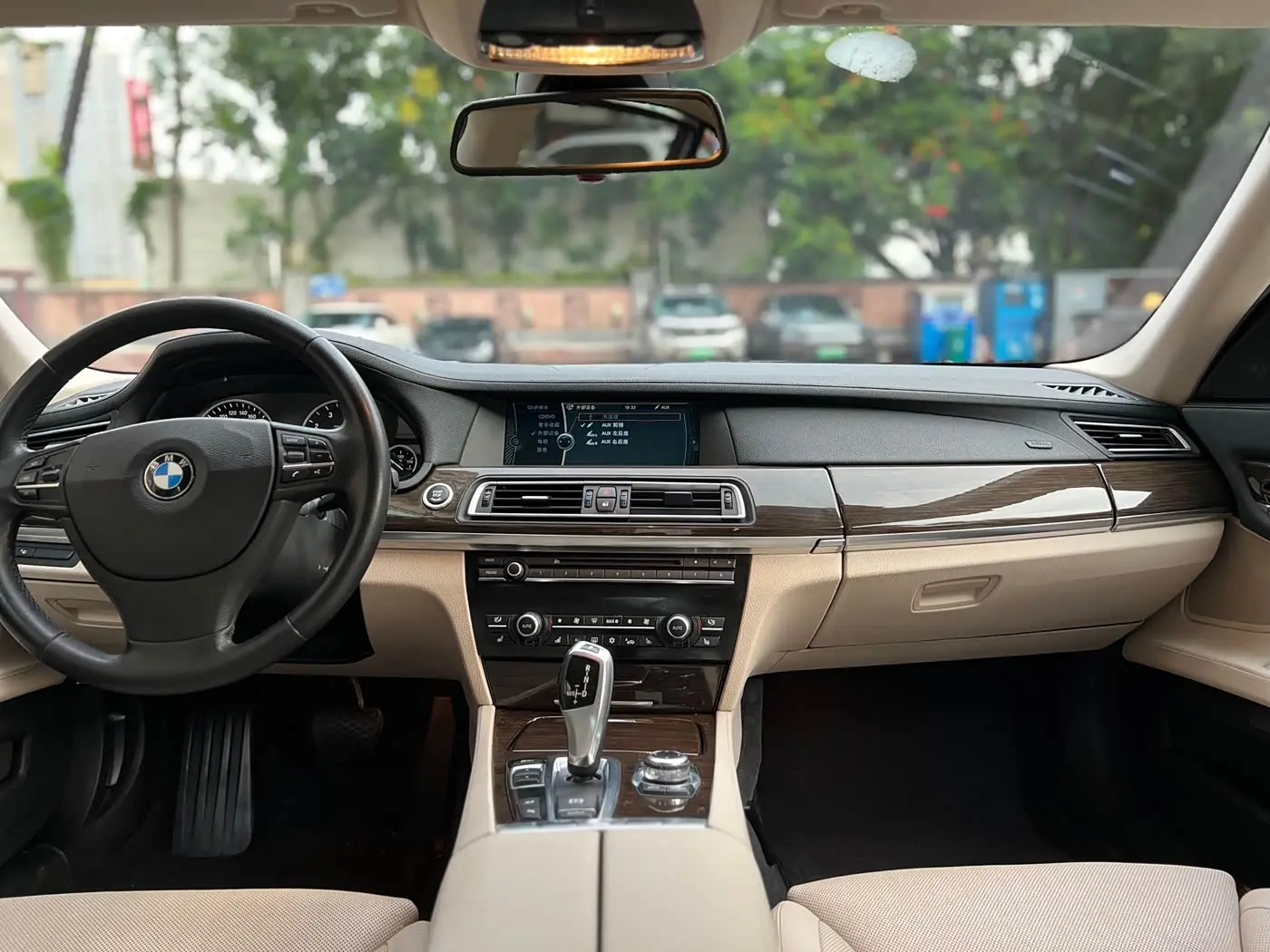 BMW 7 Series 2013 — Photo 5/20
