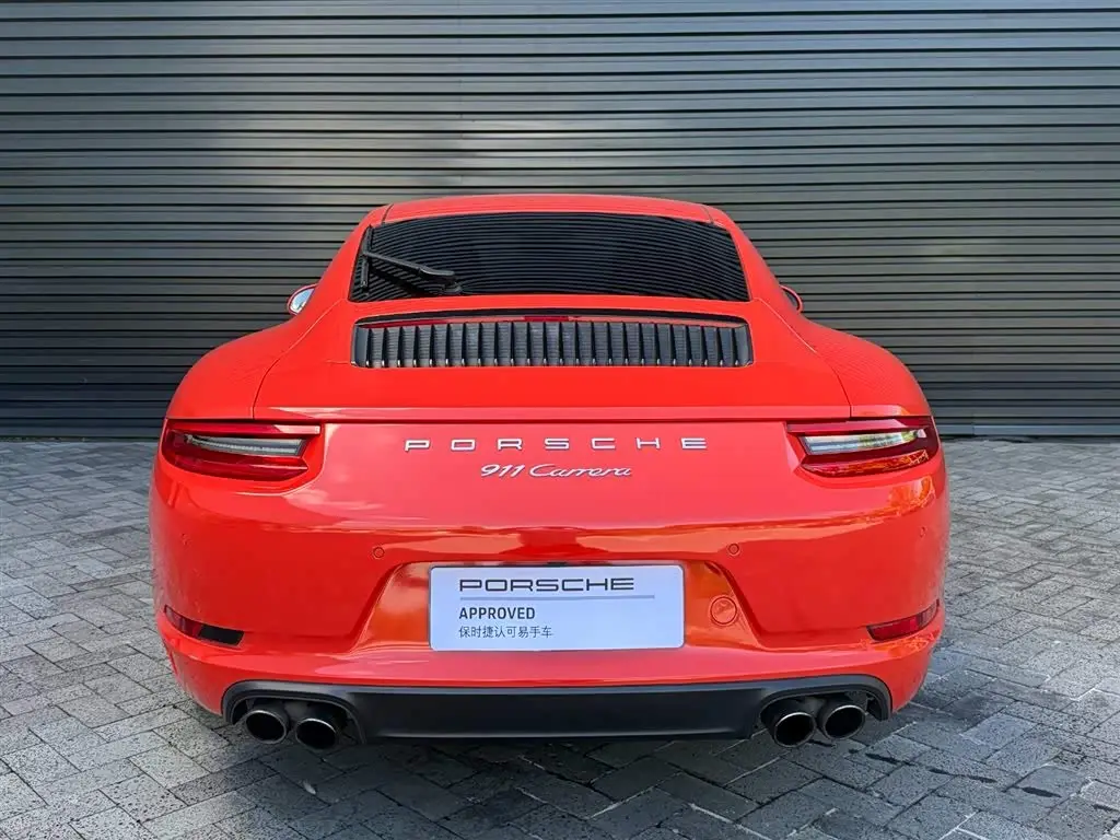Porsche 911 2018 — Photo 7/16