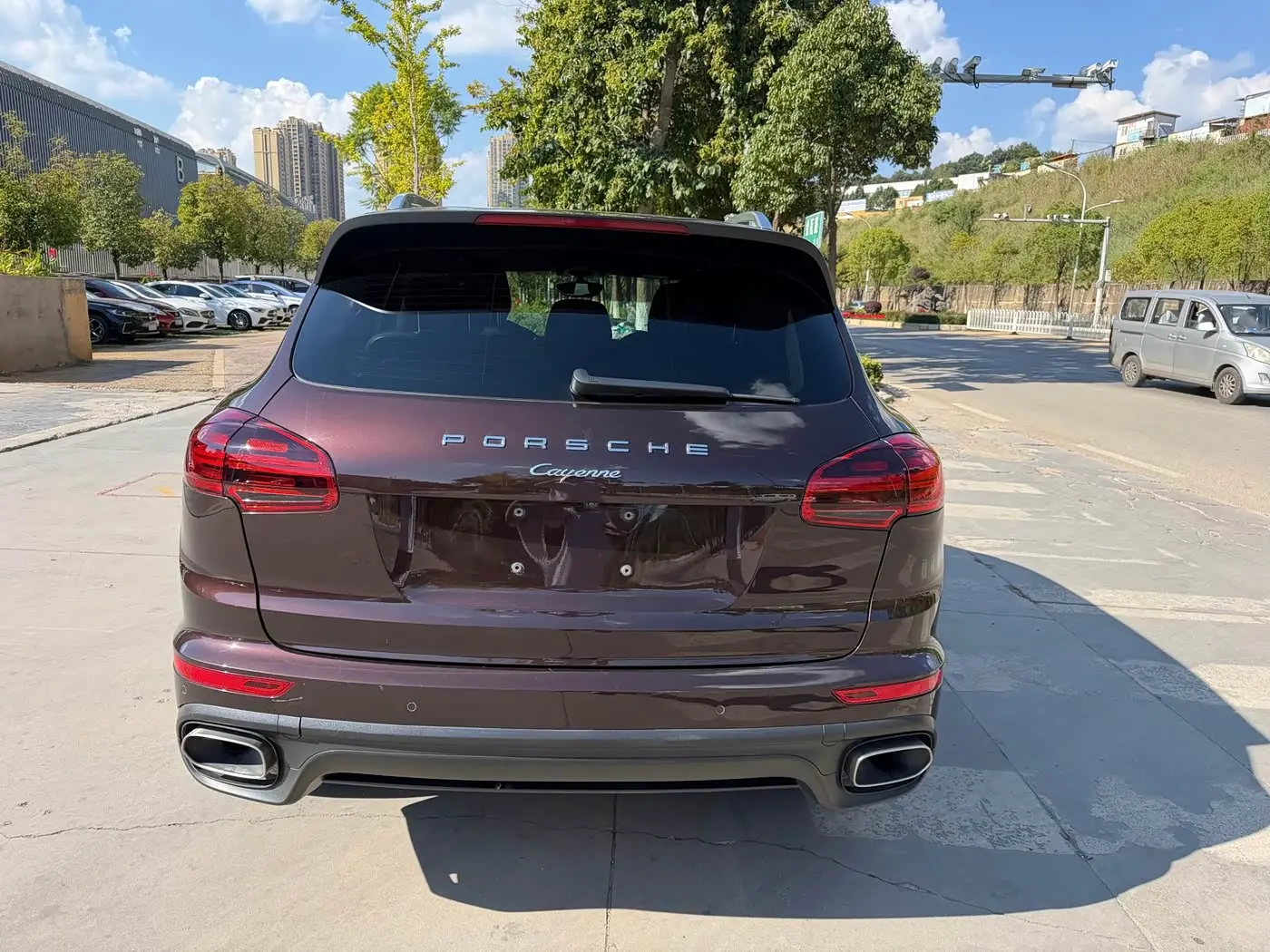 Porsche Cayenne 2017 — Şəkil 11/12