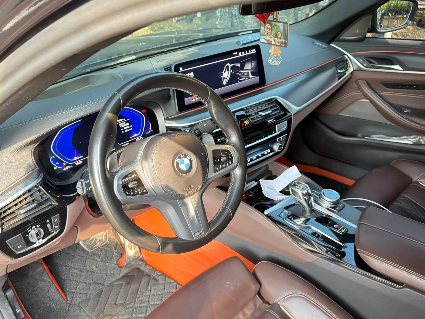 BMW 5 Series 2023 — Şəkil 9/14