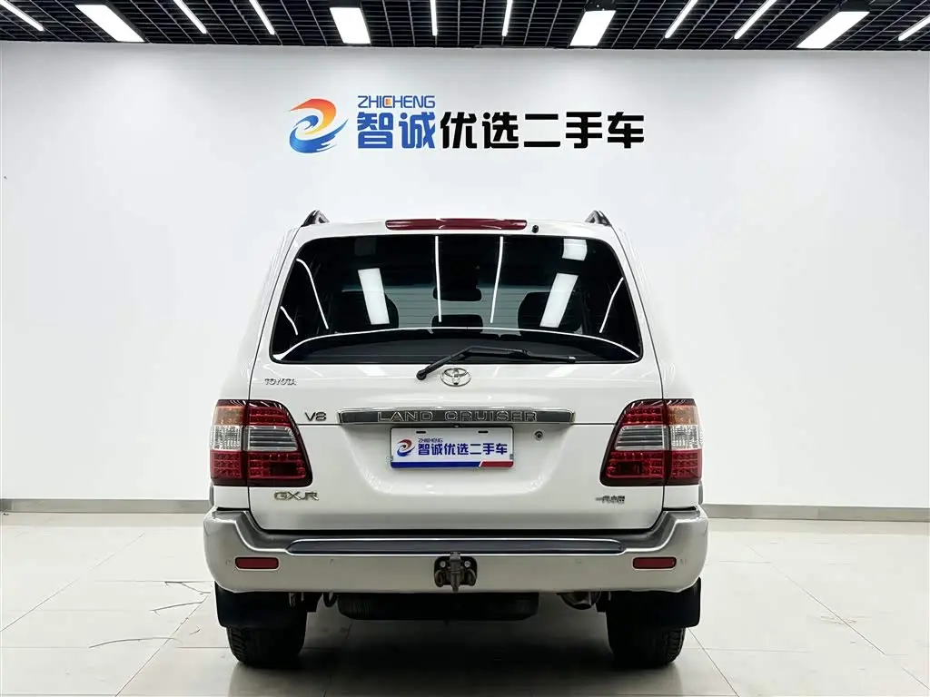 Toyota Land Cruiser 2006 — Photo 3/20
