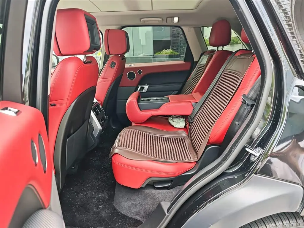 Land Rover Range Rover Sport 2019 — Фото 9/19